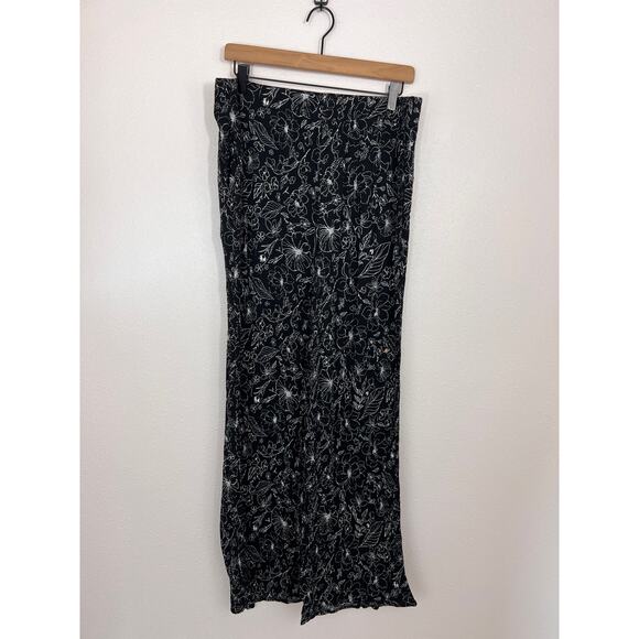 One 5 One Black Floral Wide Leg Pants - Picture 1 of 7